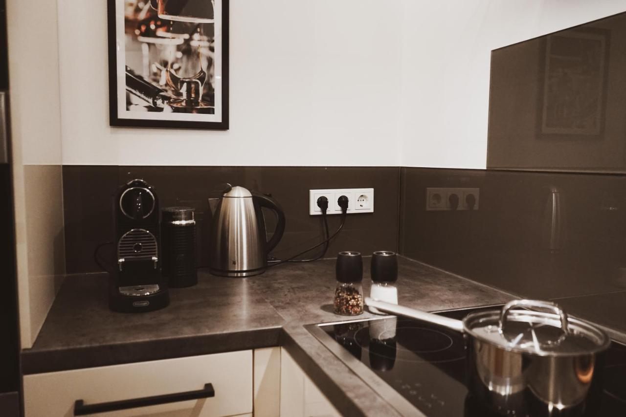 Stilvolles City-Loft Mit Privatem Whirlpool ترير المظهر الخارجي الصورة