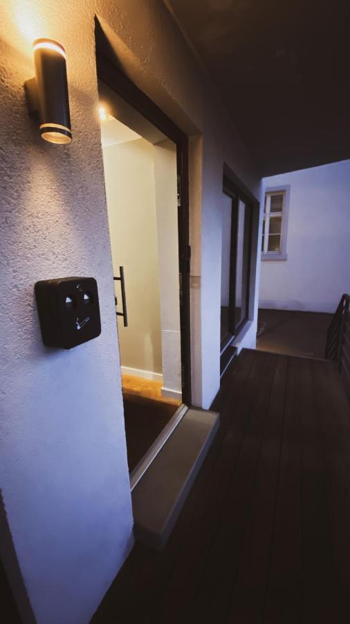 Stilvolles City-Loft Mit Privatem Whirlpool ترير المظهر الخارجي الصورة