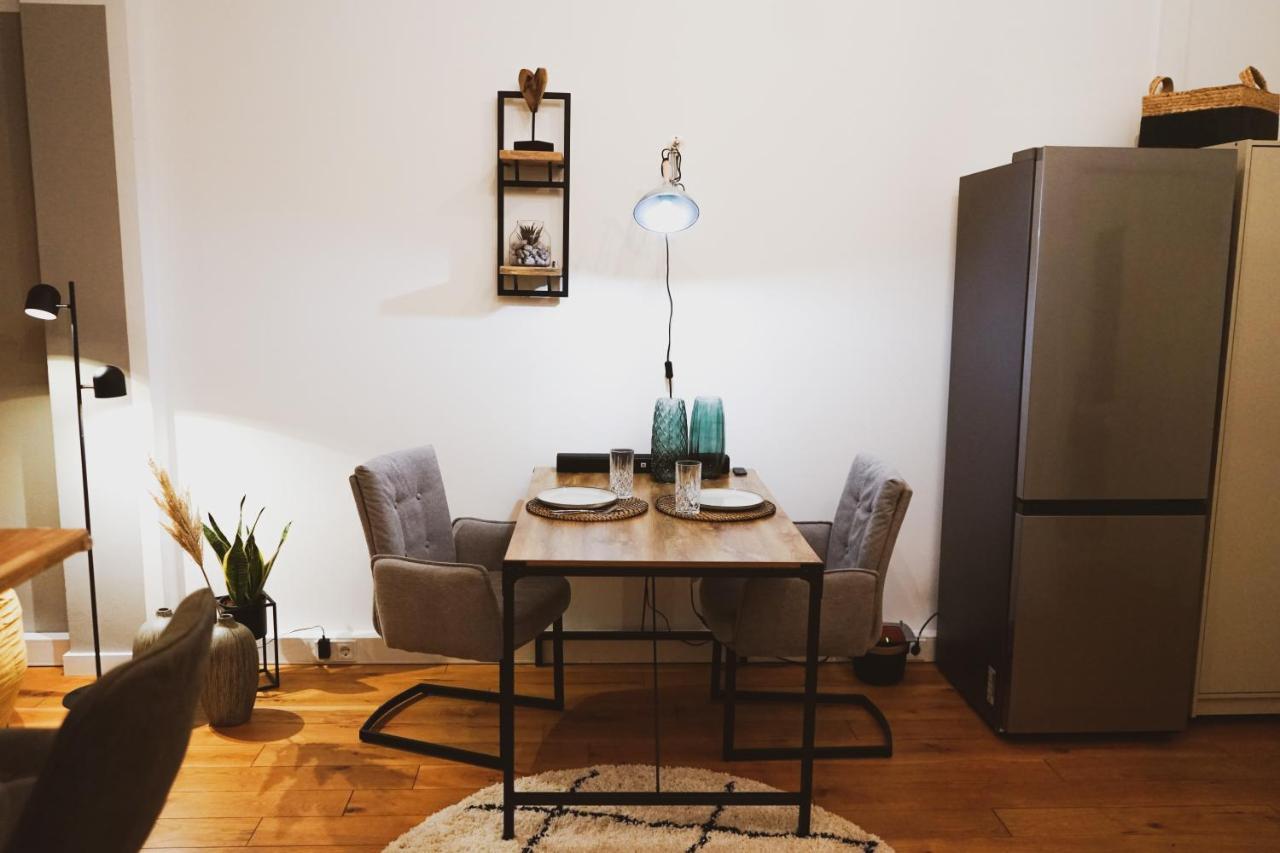 Stilvolles City-Loft Mit Privatem Whirlpool ترير المظهر الخارجي الصورة